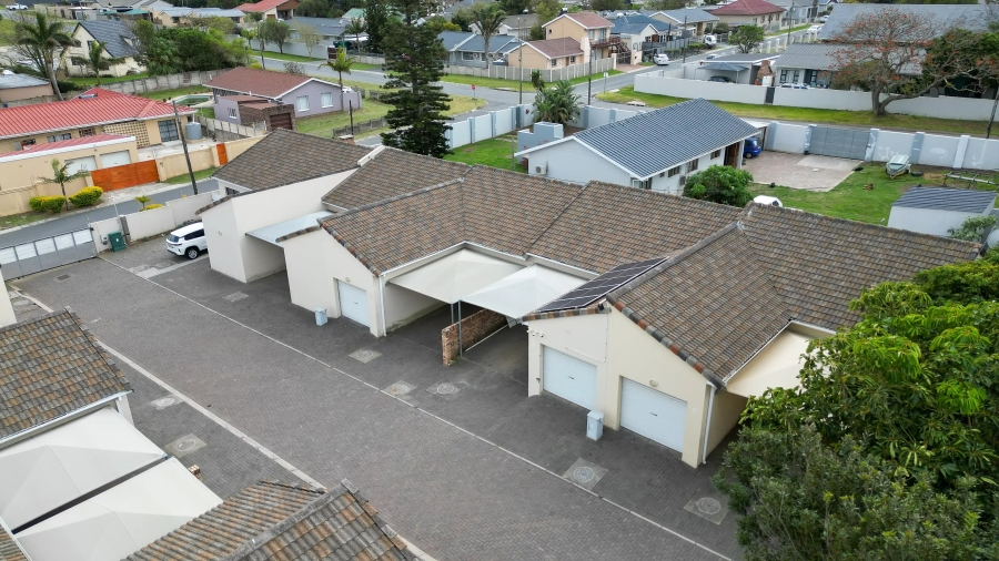 2 Bedroom Property for Sale in Gonubie Eastern Cape